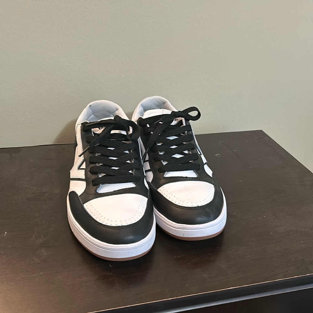 Lowland Cc Vans Two-Tone Black/true white